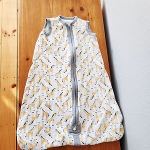 Burts Bees 6-12m Sleeveless Giraffe Print Sleep Sack